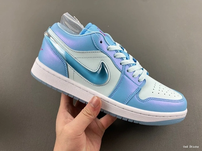 FN7366-400 Low 33 (GS) Aquarius  SE 1 Jordan Blue Resilient 0829